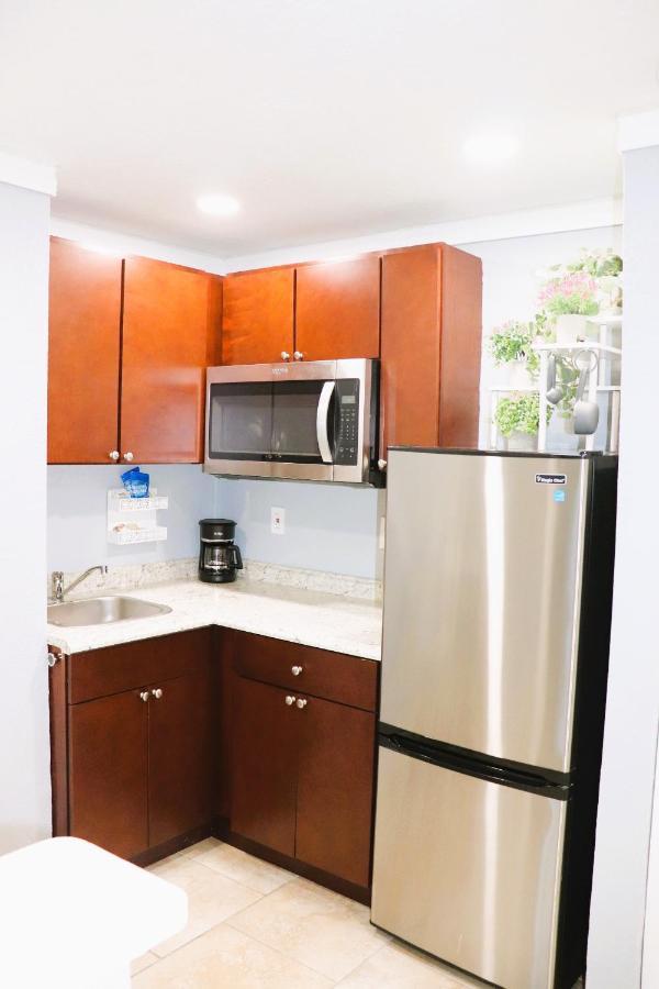 Luxury Studio Suite Close To Tampa Airport Екстер'єр фото
